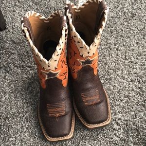 Ariat cowboy boots